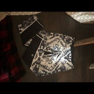 VSX Knockout Workout Capris